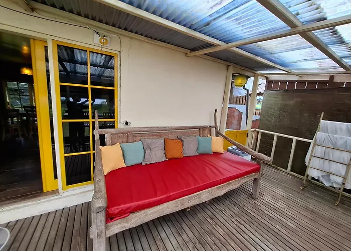 3 Bedroom House Ferienhaus Bedugul (Bali)
